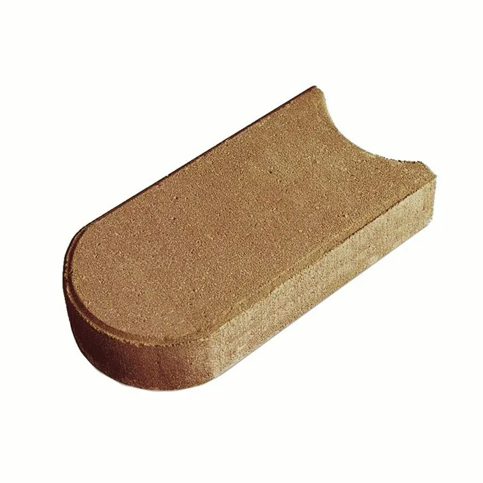 SEMMELROCK TRÁVNÍKOVÝ OBRUBNÍK / 22x12x4 cm, se zkosenou hranou, hladký povrch, oblé zakončení - karamelová