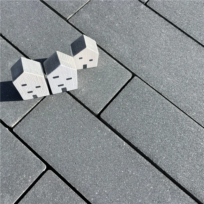 SEMMELROCK ASTI Natura Kombi protect / dlažba s hladkým povrchem bez zkosené hrany, výška 7 cm, PaveLock System - třpytivě ocelově černá