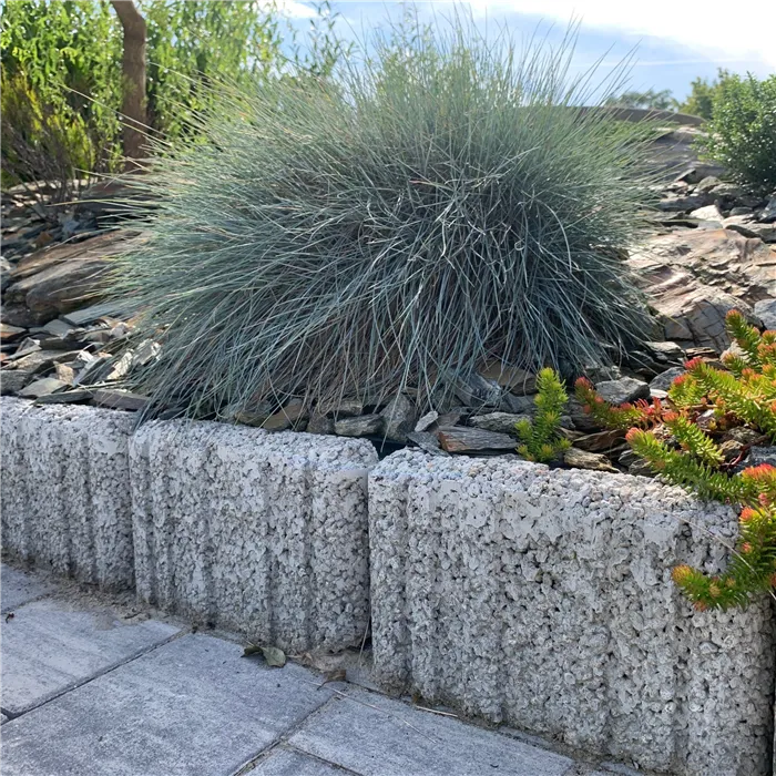 SEMMELROCK JEŠTĚDSKÝ KÁMEN / tvarovka pro zpevnění svahu 31x33x19 cm - šedá