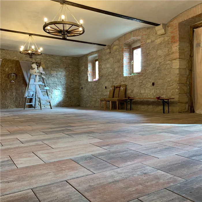 SEMMELROCK CITYTOP Grande kombi / dlažba s mikro zkosenou hranou, výška 6 cm - bíločervenočerná