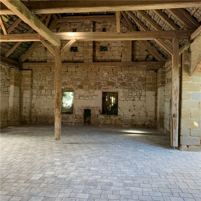 SEMMELROCK APPIA ANTICA / dlažba otloukaná 19,2x11,3x8 cm, nášlapná vrstva v jemném stínování - lávově šedá melír.