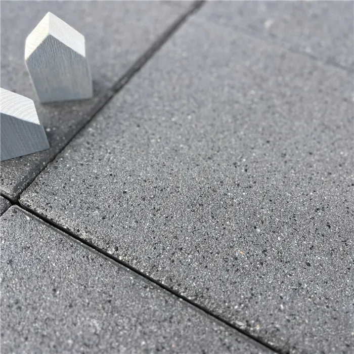 SEMMELROCK MODERN comfort / dlažba se zušlechtěným povrchem SL a Semmelrock protect plus 60x60x5 cm - tmavě platinová