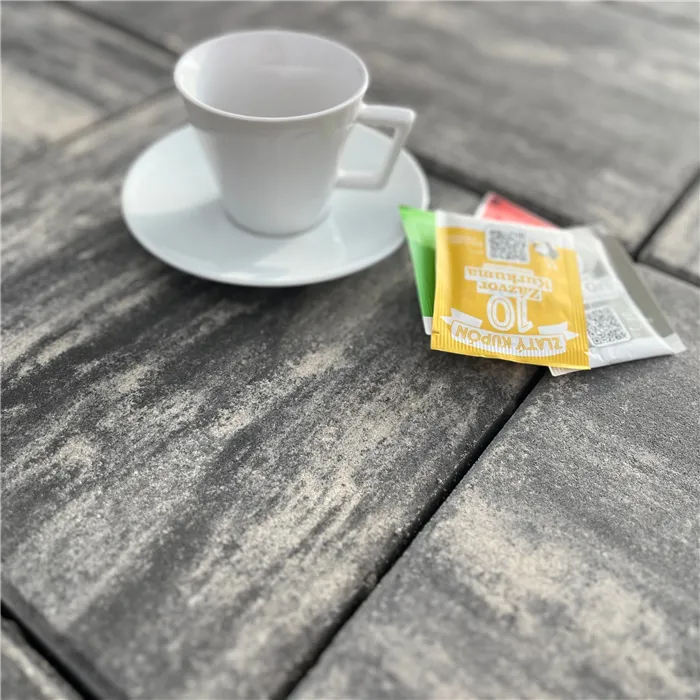 SEMMELROCK ZAHRADNÍ DLAŽDICE ELEGANT / dlaždice 30x30x5 cm, mírně sražené hrany - bíloantracitová