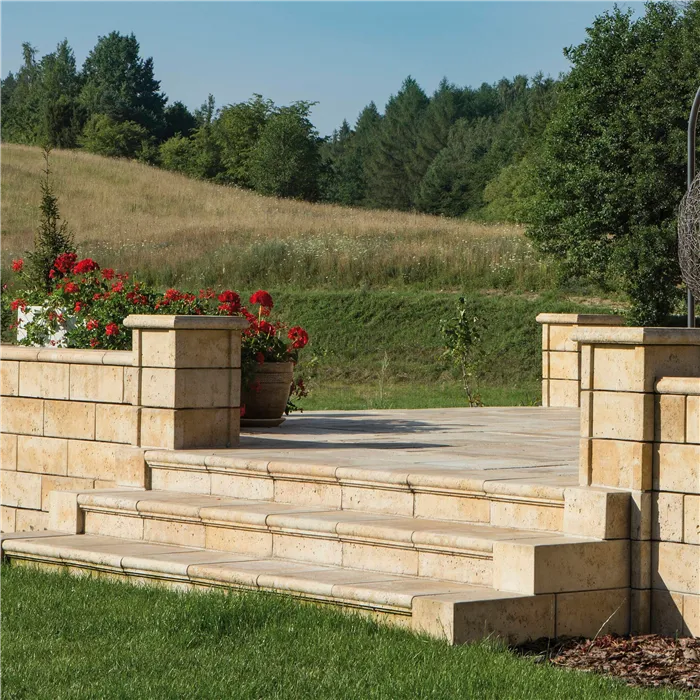 SEMMELROCK BRADSTONE TRAVERO / schod 40x35x15 cm,  přir. strukt. povrch - béžová melírovaná