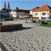 SEMMELROCK NATURO / maloformátová dlažba, výška 6 cm, nepravidelný tvar, jemnozrnný vymývaný povrch - černá